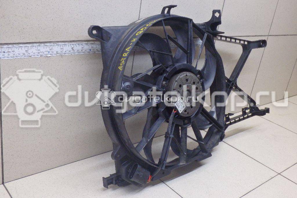 Фото Вентилятор радиатора  13205947 для Opel Tigra / Astra / Corsa / Combo / Zafira {forloop.counter}}