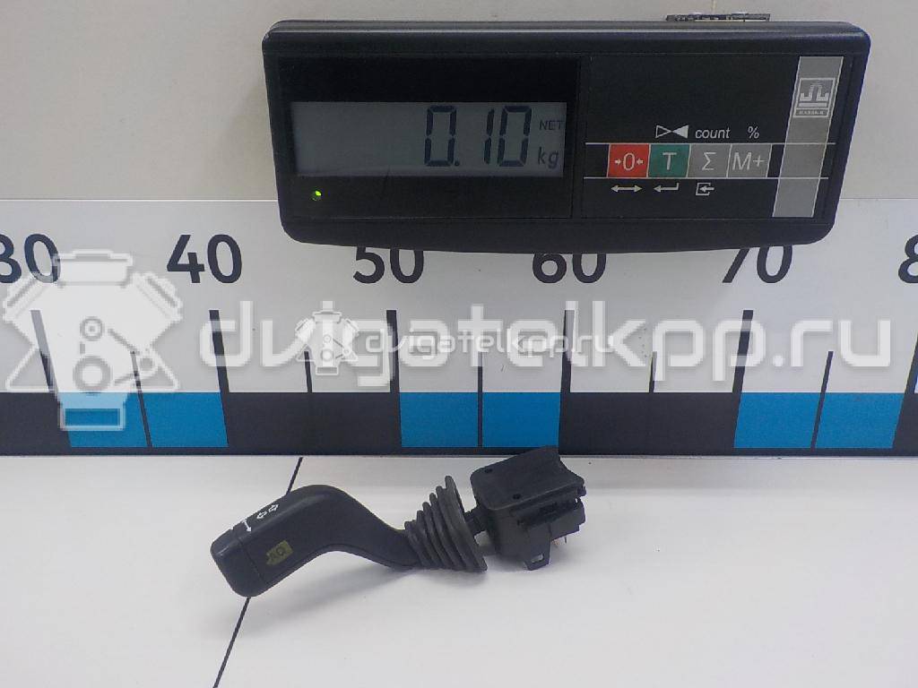 Фото Переключатель поворотов подрулевой  90560991 для Opel Astra / Zafira {forloop.counter}}