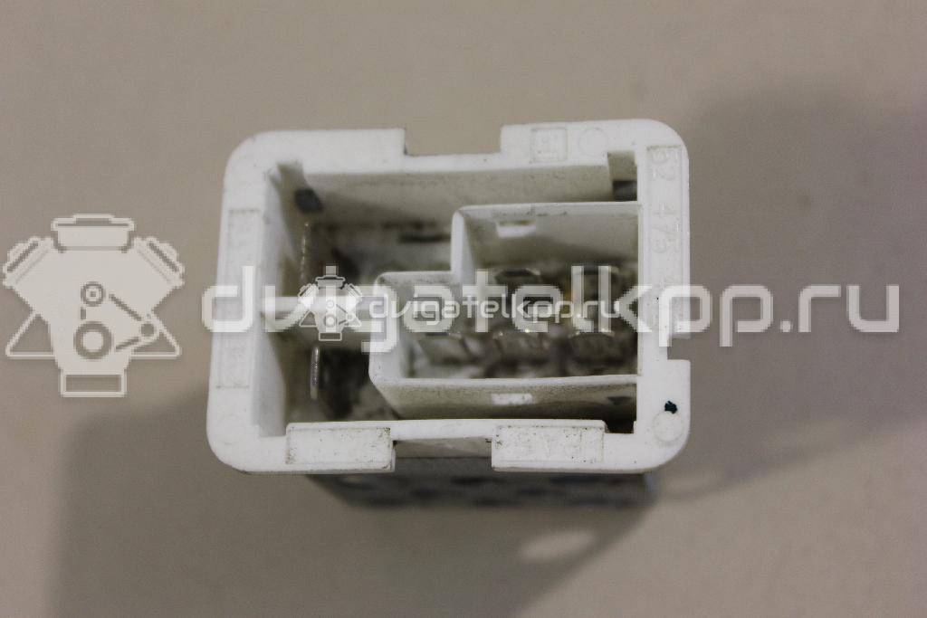 Фото Резистор отопителя  52475432 для Opel Astra / Vectra / Zafira / Signum {forloop.counter}}