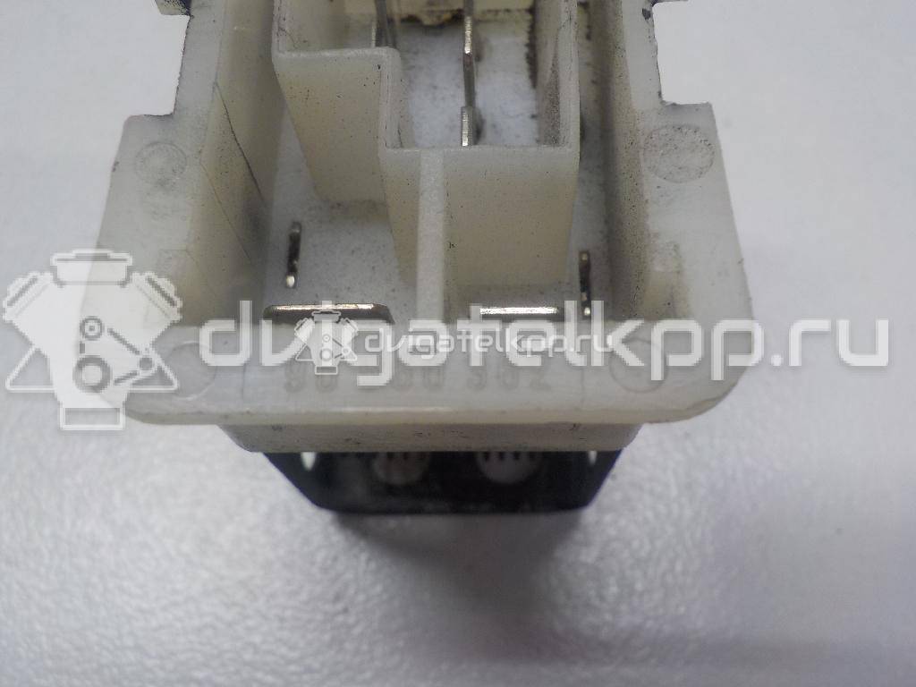 Фото Резистор отопителя  90560362 для Opel Astra / Vectra / Zafira / Signum {forloop.counter}}