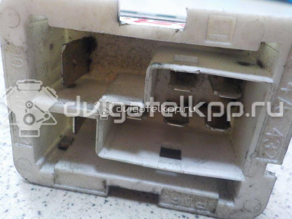 Фото Резистор отопителя  6845782 для Opel Astra / Vectra / Zafira / Signum {forloop.counter}}