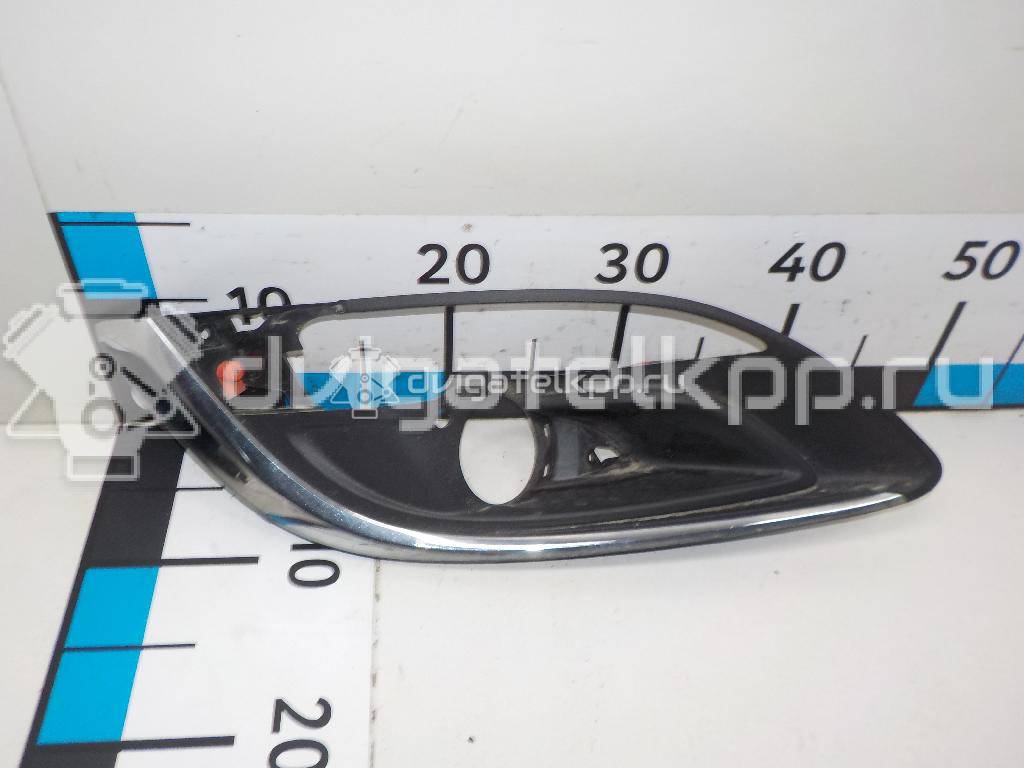 Фото Накладка переднего бампера правая  13368711 для Opel Astra {forloop.counter}}
