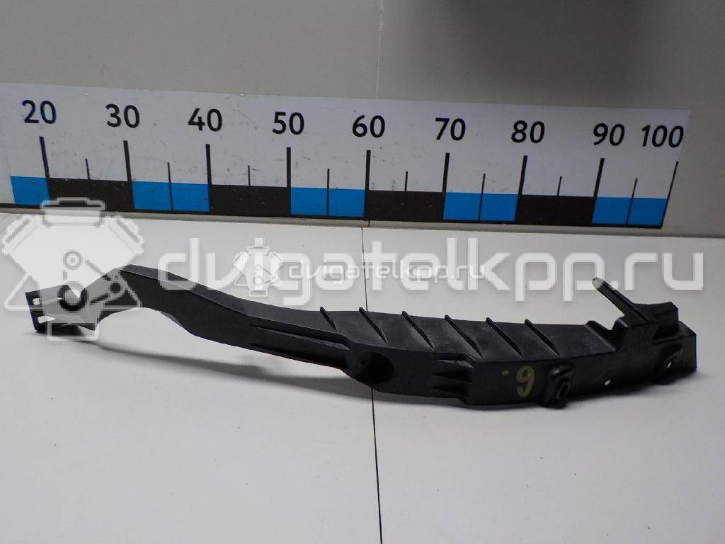 Фото Направляющая переднего бампера правая  13264480 для Opel Astra {forloop.counter}}