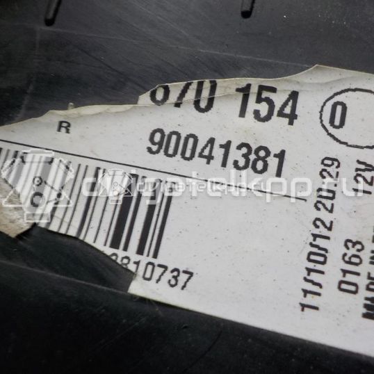 Фото Фонарь задний наружный правый  25870154 для Opel Astra