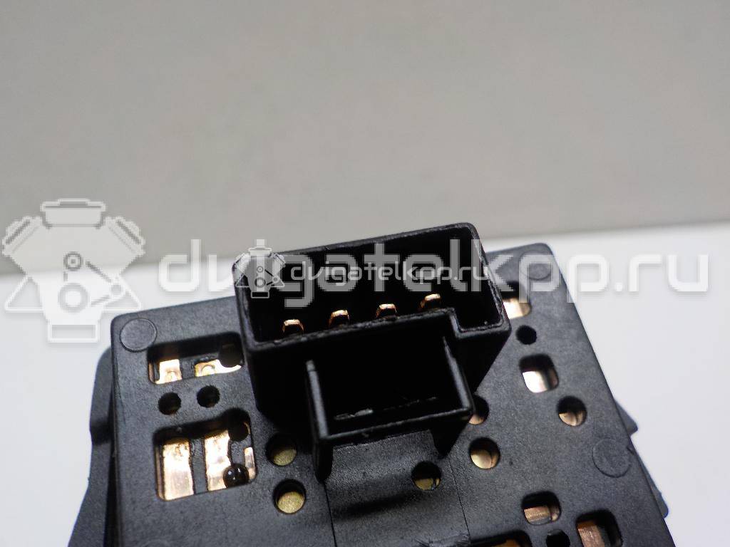 Фото Переключатель поворотов подрулевой  9185413 для Opel Tigra / Corsa / Combo / Meriva {forloop.counter}}