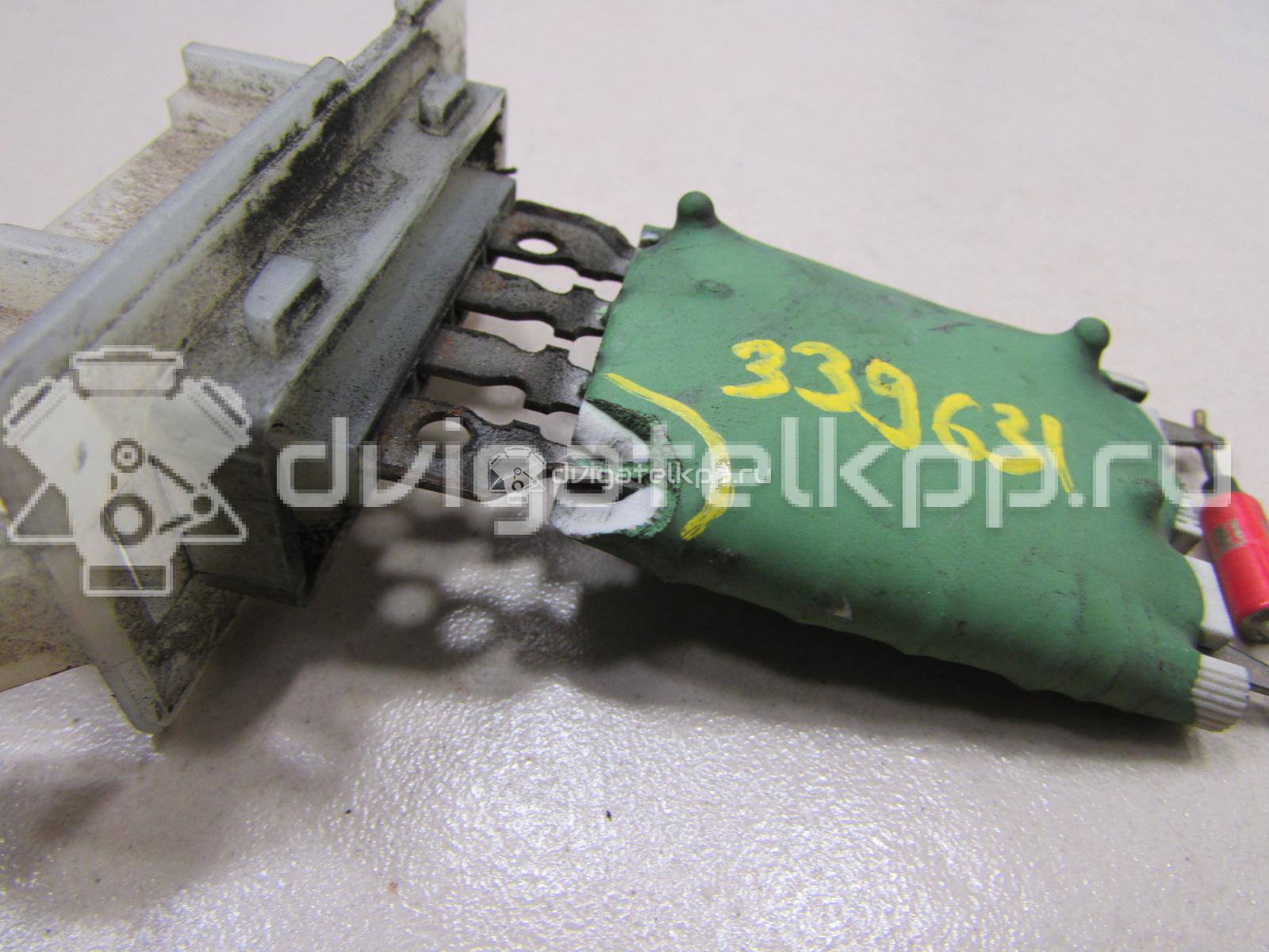 Фото Резистор отопителя  1845781 для Opel Corsa / Vectra / Combo / Signum {forloop.counter}}