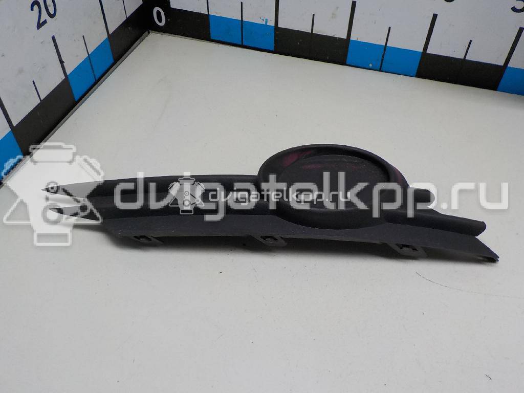 Фото Решетка в бампер правая  13229483 для Opel Corsa {forloop.counter}}