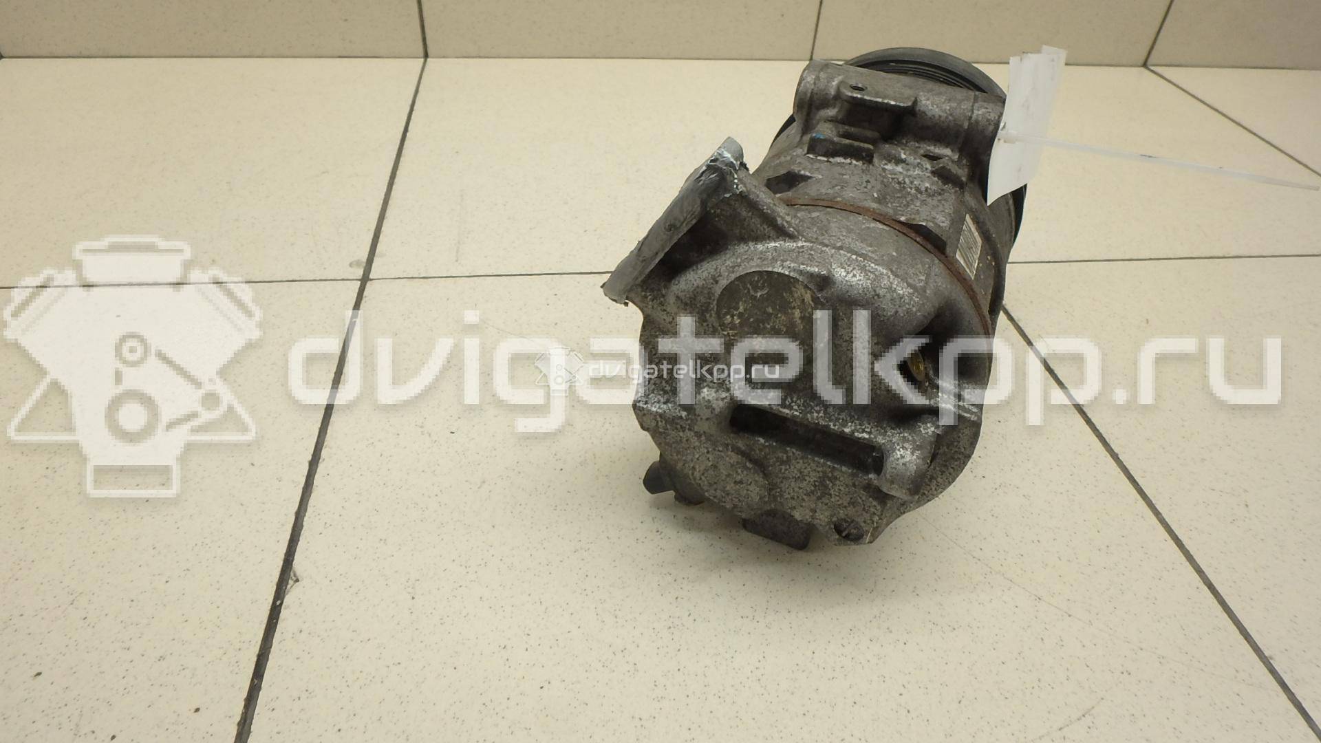 Фото Компрессор системы кондиционирования  55701200 для Opel Astra / Tigra / Corsa / Combo {forloop.counter}}