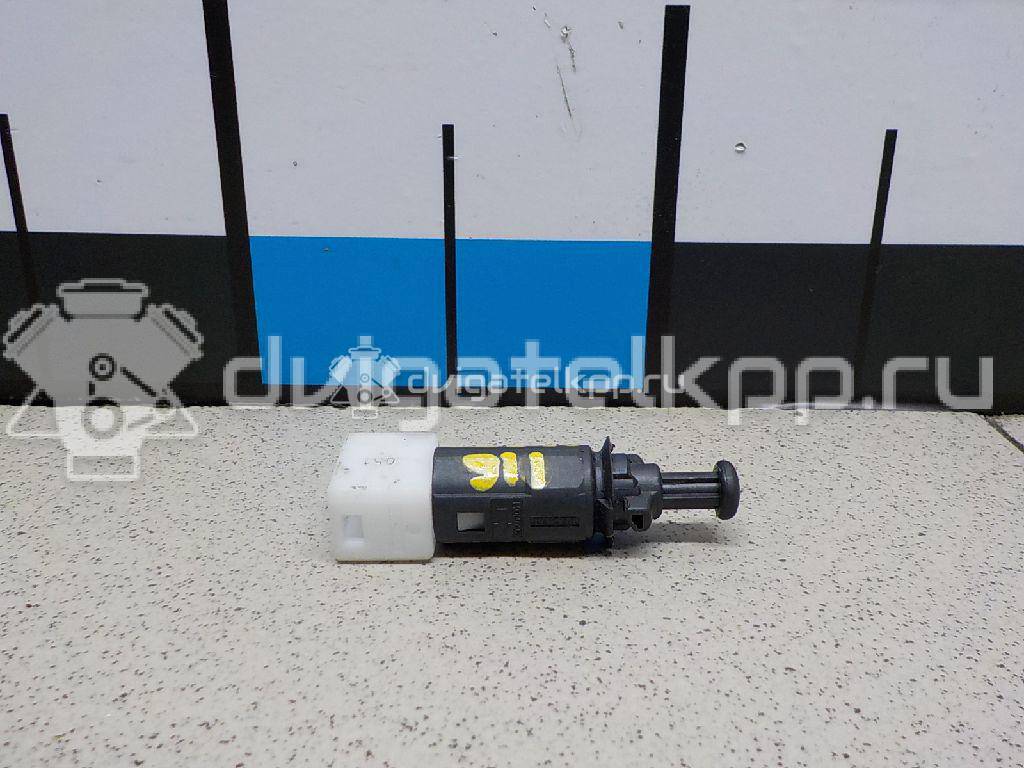 Фото Датчик включения стопсигнала  93852863 для Opel Vivaro / Movano {forloop.counter}}