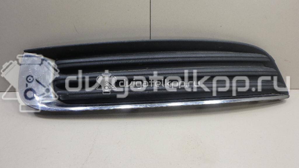 Фото Решетка в бампер левая  6400652 для Opel Insignia {forloop.counter}}