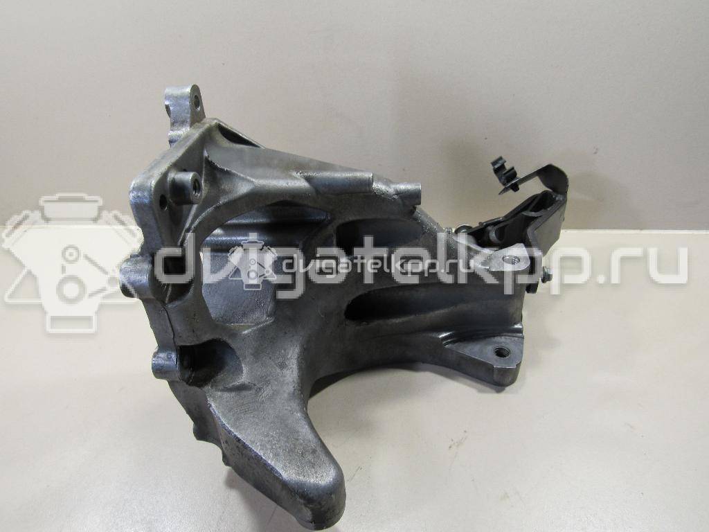 Фото Кронштейн ТНВД для двигателя A 20 DTH для Holden / Opel / Vauxhall 159-165 л.с 16V 2.0 л Дизельное топливо 55566002 {forloop.counter}}