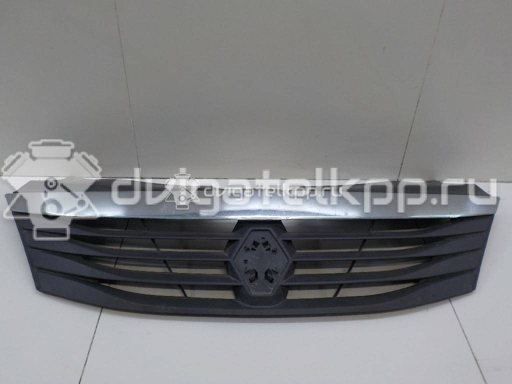 Фото Решетка радиатора  8200752748 для Renault Logan {forloop.counter}}