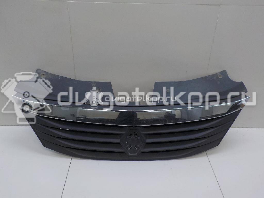 Фото Решетка радиатора  8200752748 для Renault Logan {forloop.counter}}