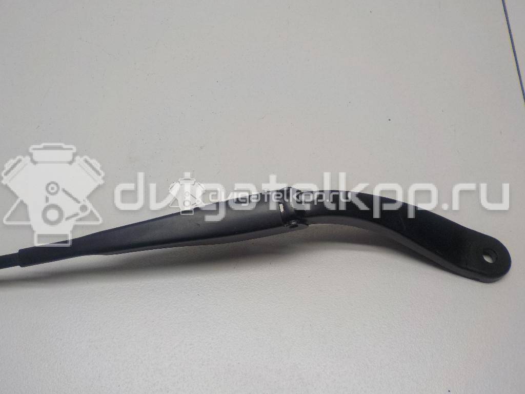 Фото Поводок стеклоочистителя передний левый  288817528R для Renault Koleos / Clio / 19 / Laguna / Kangoo 1 {forloop.counter}}