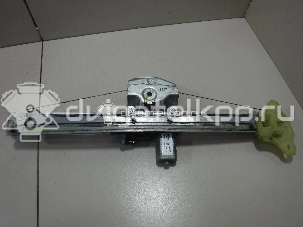 Фото Стеклоподъемник электр. передний левый  807019225R для Renault Captur J5 {forloop.counter}}