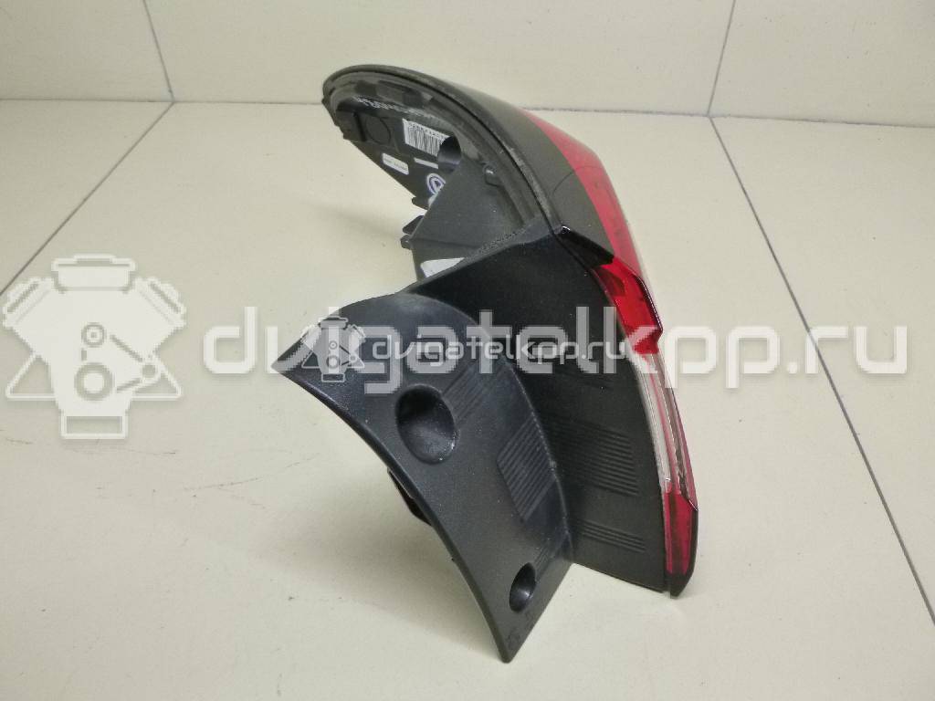 Фото Фонарь задний наружный правый  265509762R для Renault Captur J5 {forloop.counter}}