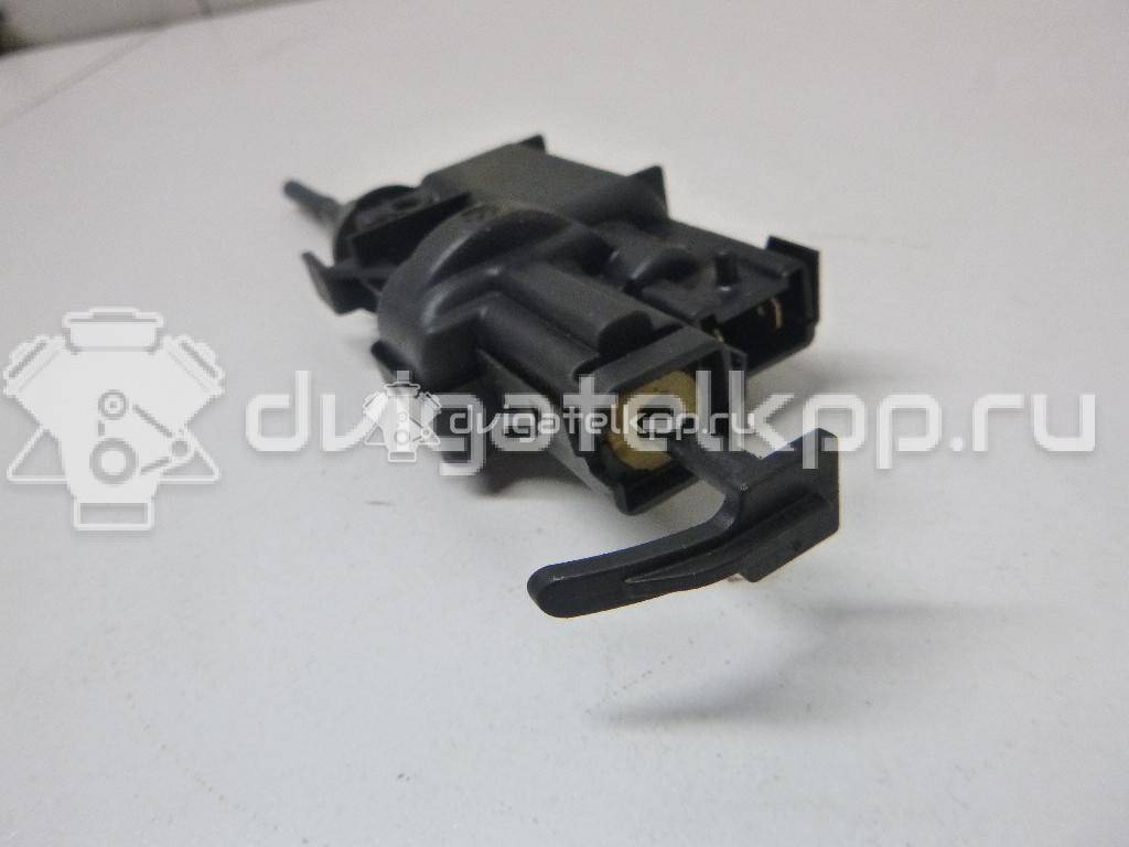 Фото Активатор замка крышки бензобака  788265217R для Renault Modus Grand F Jp0 / Megane / Clio / Laguna / Scénic {forloop.counter}}