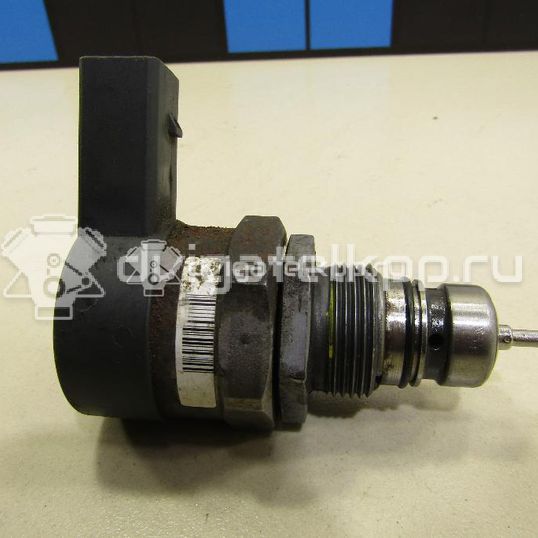 Фото Регулятор давления топлива  057130764AB для Seat Ibiza / Leon / Alhambra