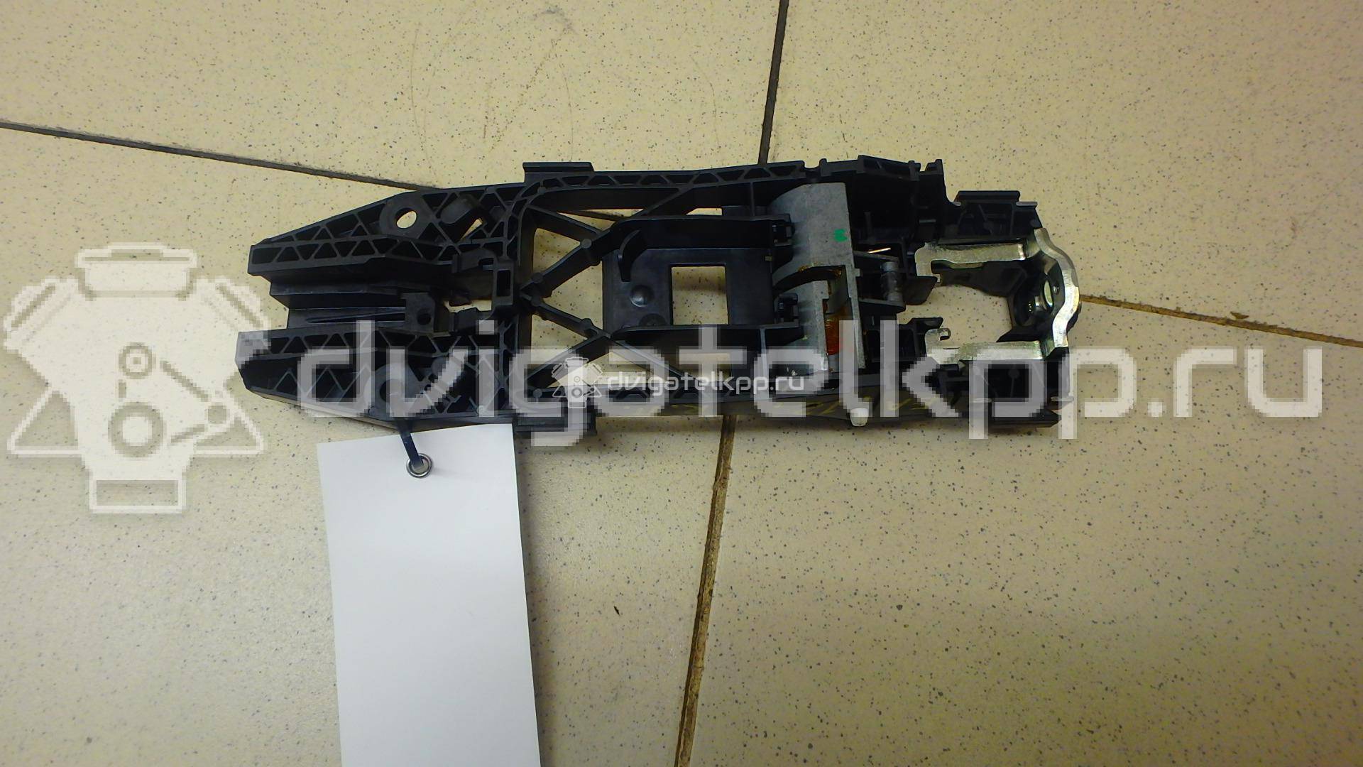 Фото Кронштейн ручки  5N0839885H для seat Alhambra {forloop.counter}}