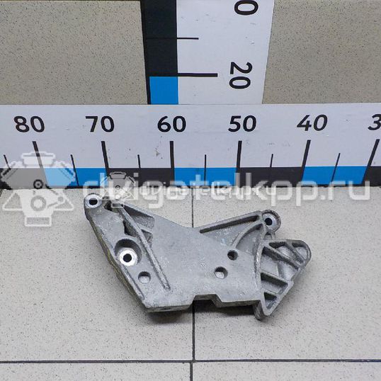 Фото Кронштейн двигателя правый  06J199207P для seat Altea