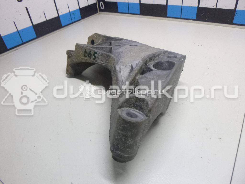 Фото Кронштейн двигателя правый  06J199207P для seat Altea {forloop.counter}}