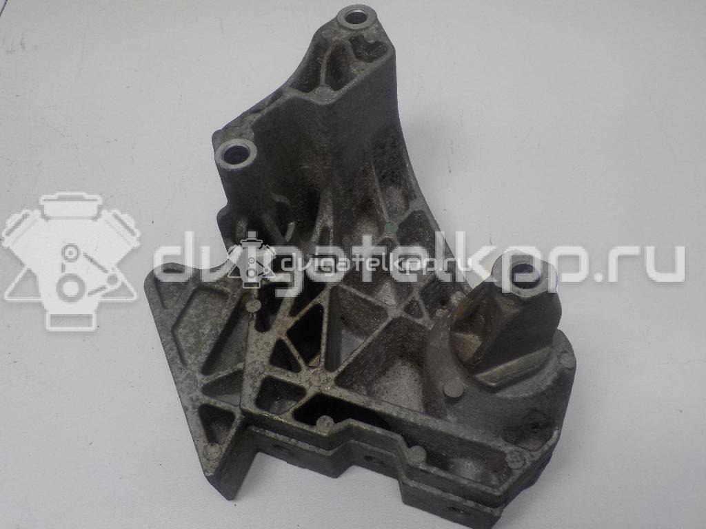 Фото Кронштейн двигателя правый  06F199207H для seat Altea {forloop.counter}}