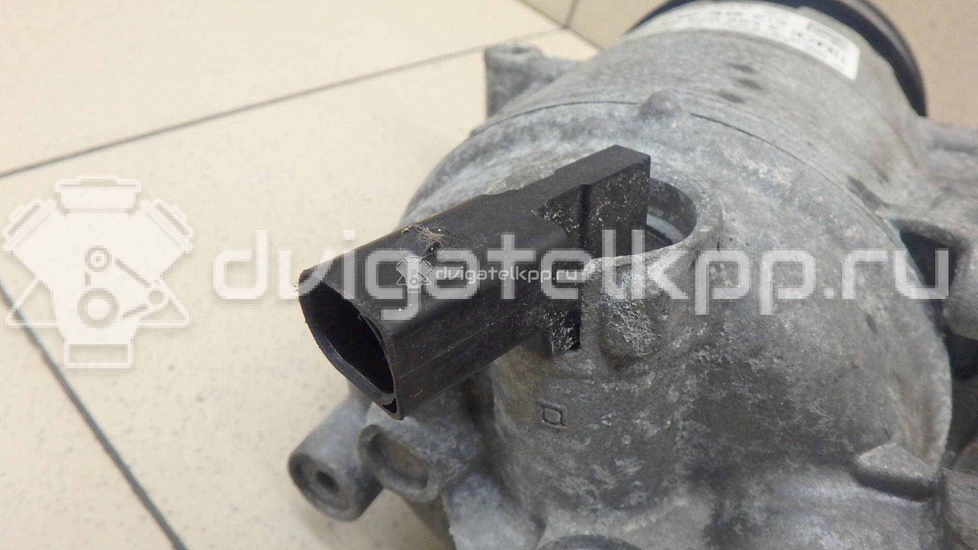 Фото Компрессор системы кондиционирования  5N0820803E для Seat Ibiza / Cordoba / Leon / Toledo / Alhambra {forloop.counter}}