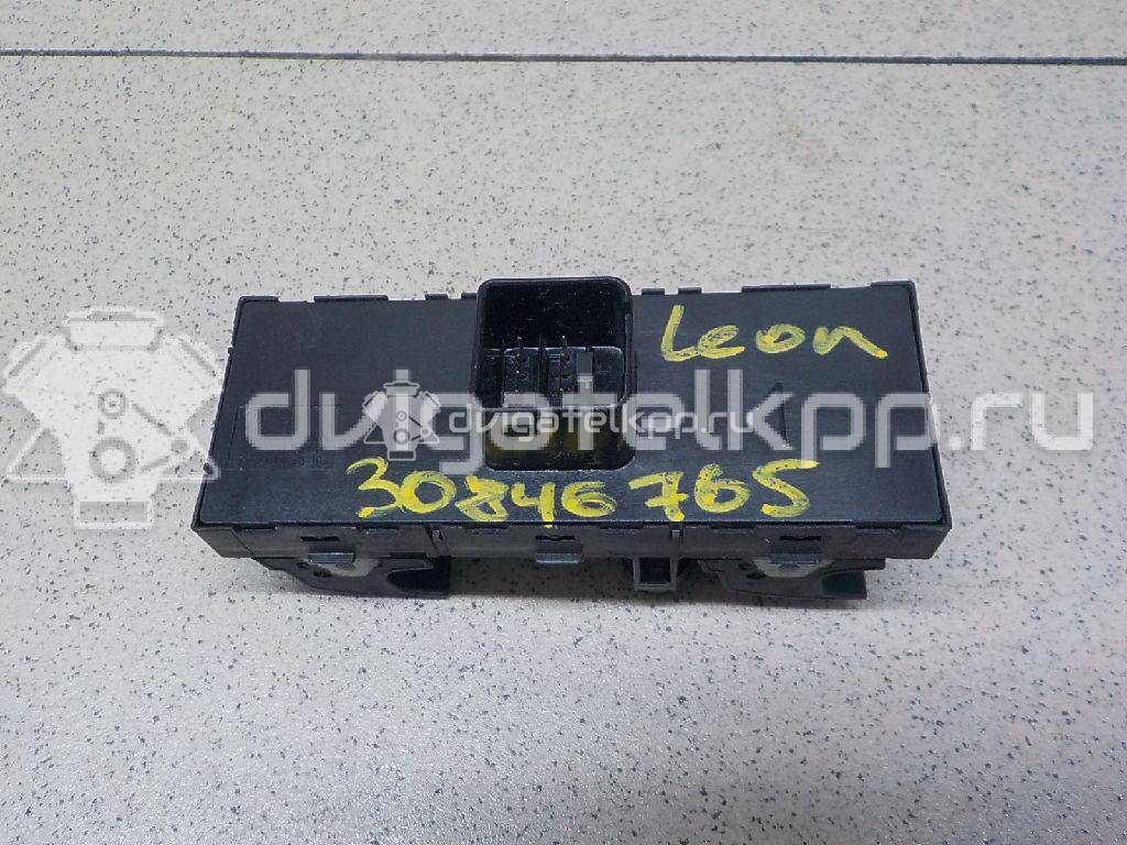 Фото Блок управления стеклоподъемниками  1K4959857BREH для Seat Ibiza / Leon / Toledo / Altea {forloop.counter}}