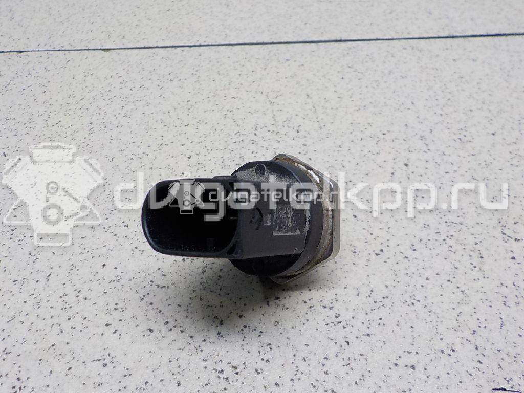 Фото Датчик давления топлива  06j906051b для Seat Ibiza / Leon / Toledo / Alhambra / Altea {forloop.counter}}