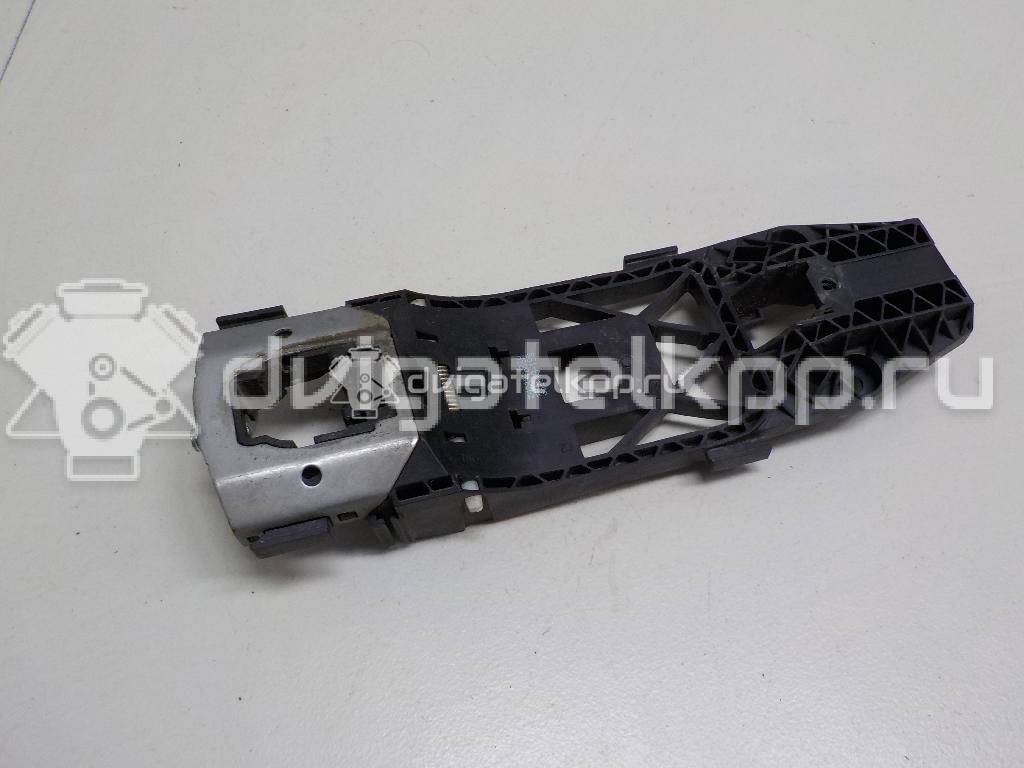 Фото Кронштейн ручки  5N0837885H для seat Leon (5F) {forloop.counter}}