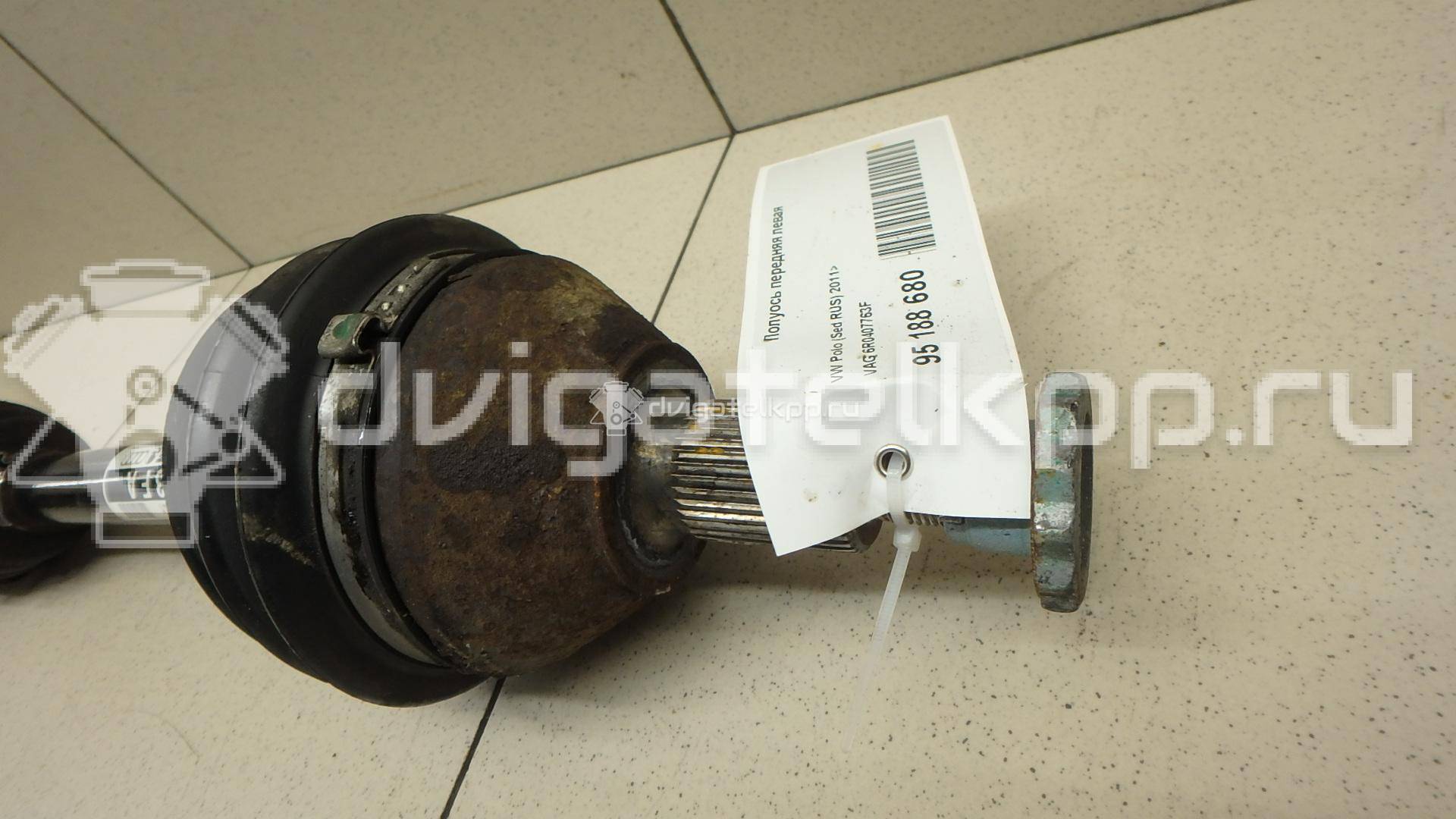 Фото Полуось передняя левая  6R0407763F для seat Toledo III {forloop.counter}}