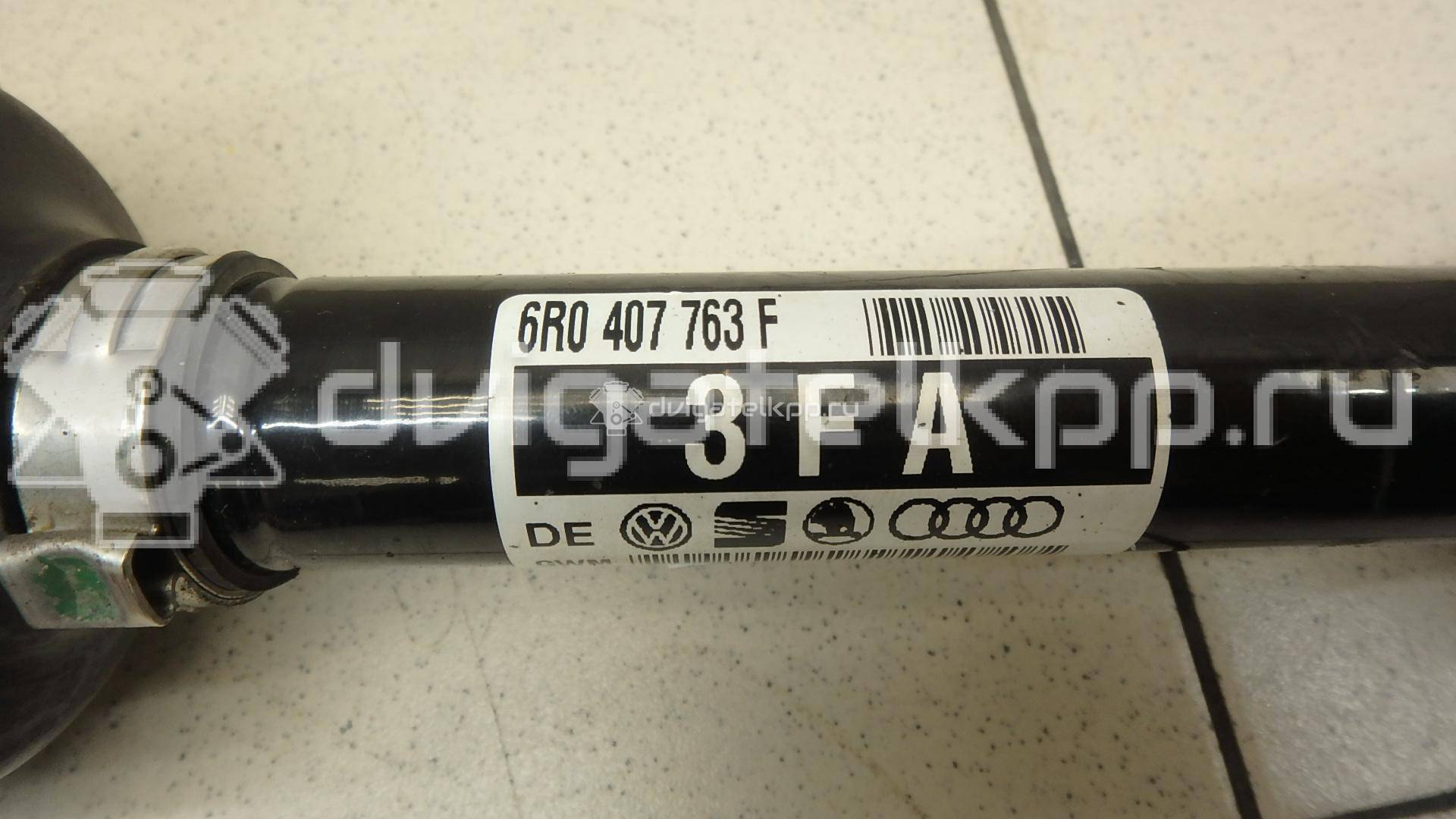 Фото Полуось передняя левая  6R0407763F для seat Toledo III {forloop.counter}}