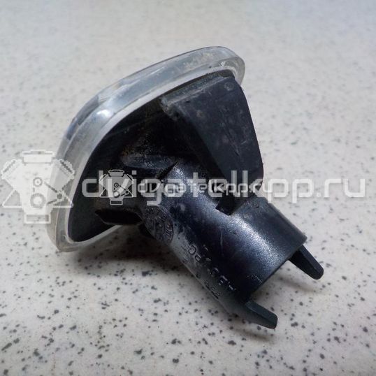 Фото Повторитель на крыло белый  1U0949127B для Skoda Roomster 5J / Octaviaii 1Z3 / Fabia / Octavia / Superb