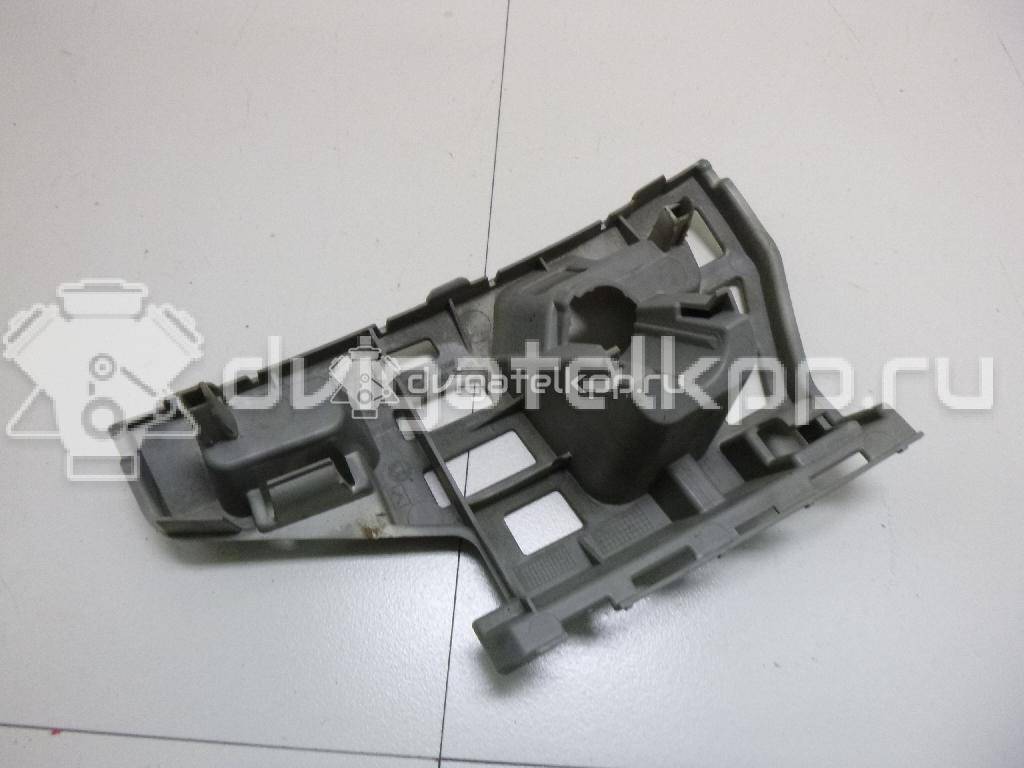 Фото Кронштейн переднего бампера правый  5J0807056A для Skoda Roomster 5J / Fabia {forloop.counter}}