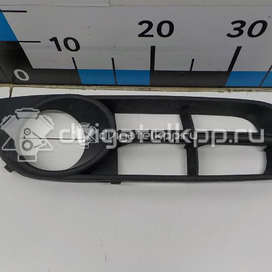 Фото Решетка в бампер правая  5J08536669B9 для Skoda Roomster 5J / Fabia