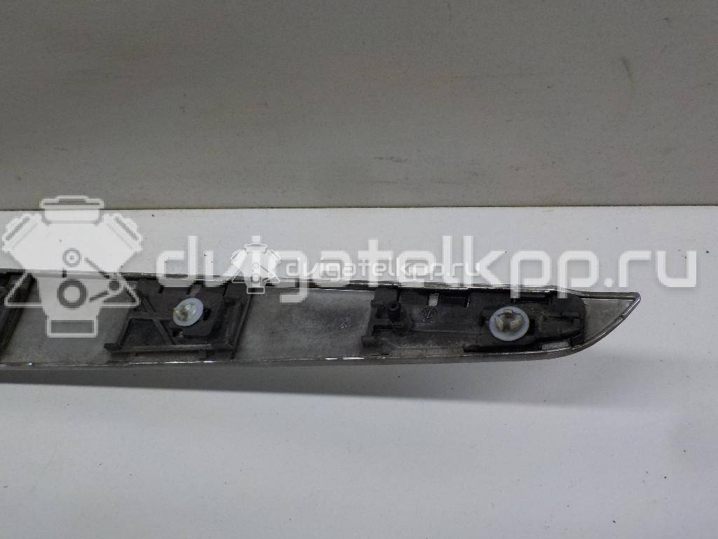 Фото Молдинг капота  5J0853633 для Skoda Roomster 5J / Fabia {forloop.counter}}