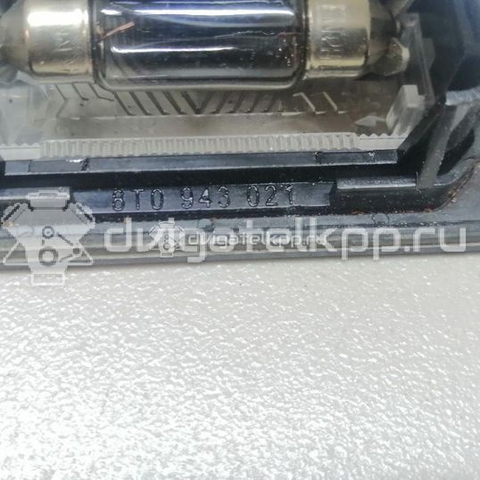 Фото Фонарь подсветки номера  8T0943021 для Skoda Fabia / Superb / Yeti 5L