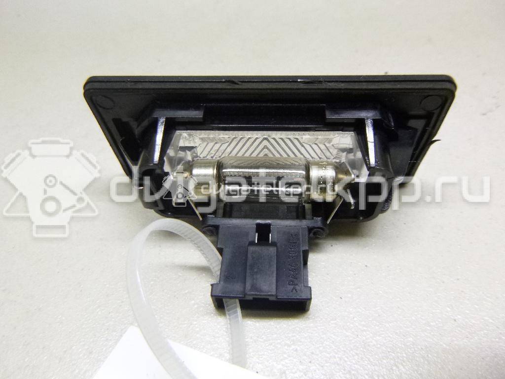 Фото Фонарь подсветки номера  8T0943021 для Skoda Fabia / Superb / Yeti 5L {forloop.counter}}