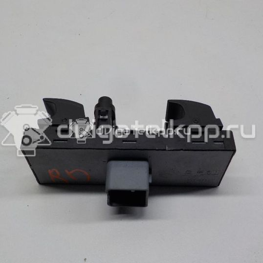 Фото Блок управления стеклоподъемниками  1Z0959858B для Skoda Roomster 5J / Octaviaii 1Z3 / Yeti 5L / Fabia / Octavia