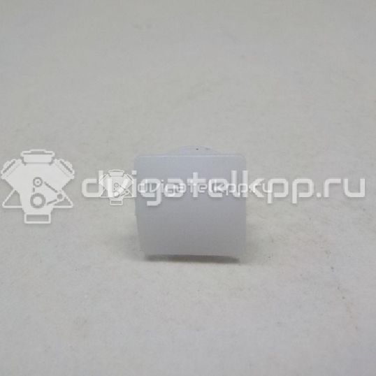 Фото Крепеж (клоп)  8R0853909A для skoda Kodiaq