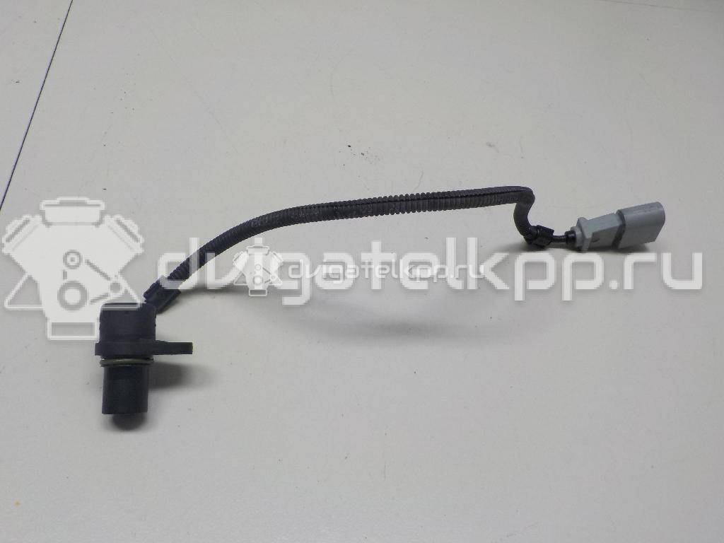 Фото Датчик положения коленвала  021906433E для Skoda Octavia / Octaviaii 1Z3 / Superb {forloop.counter}}