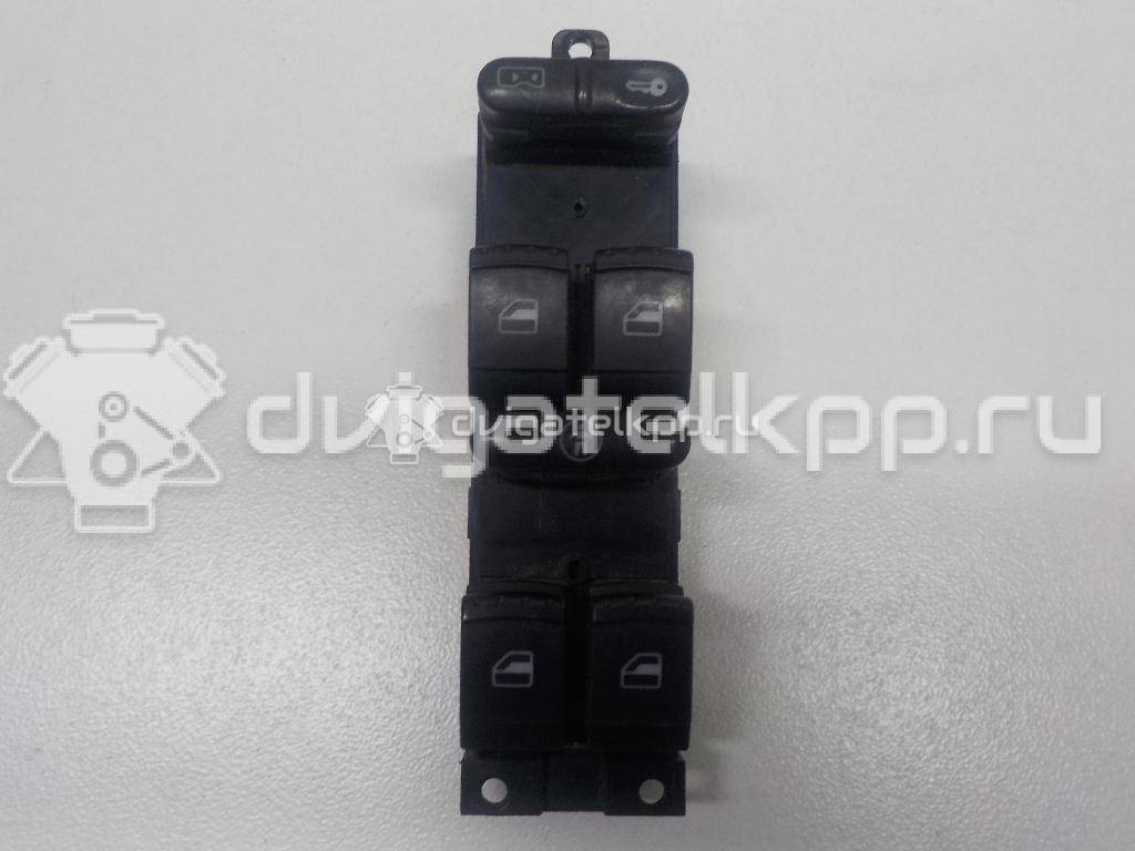 Фото Блок управления стеклоподъемниками  1J4959857C для Skoda Fabia / Octavia / Superb {forloop.counter}}