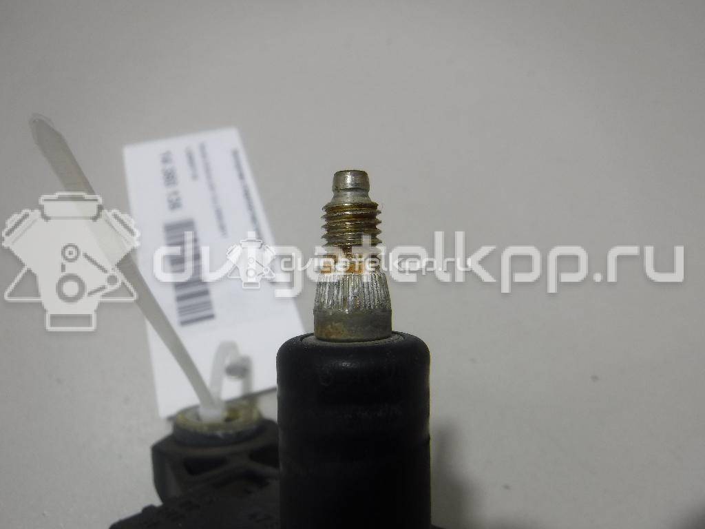 Фото Моторчик стеклоочистителя задний  1U6955711B для Skoda Octavia {forloop.counter}}