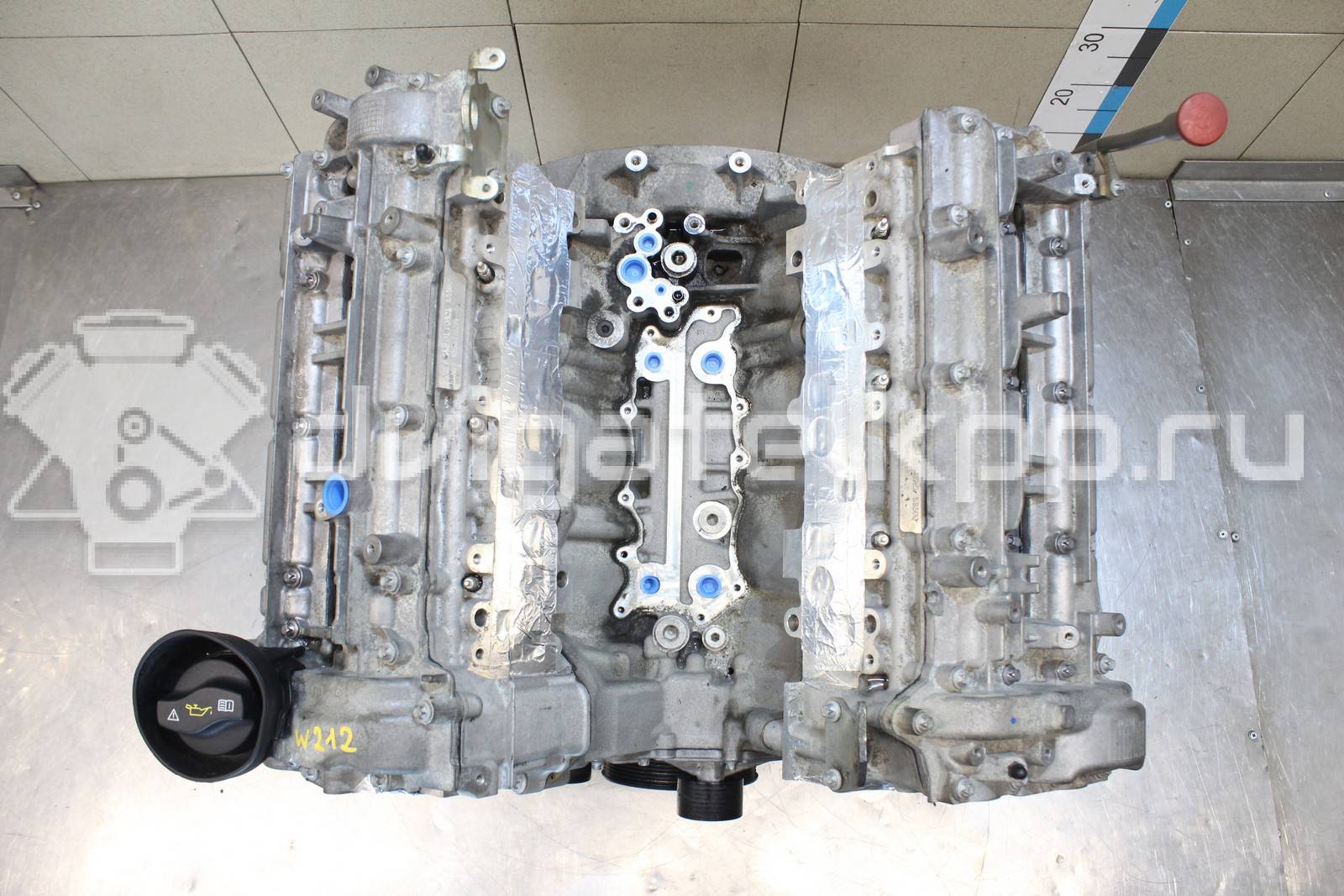 Фото Контрактный (б/у) двигатель OM 642.850 (OM642) для Mercedes-Benz E-Class 204-231 л.с 24V 3.0 л Дизельное топливо 6420104447 {forloop.counter}}