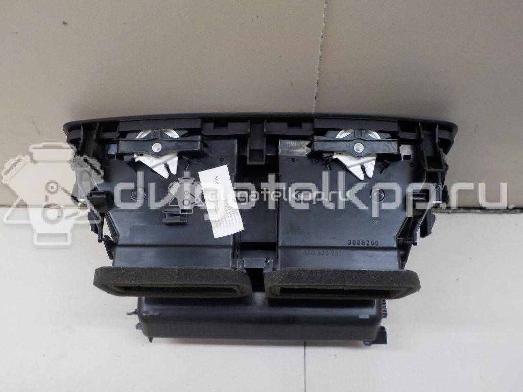 Фото Дефлектор воздушный  1Z0820951 для skoda Octavia (A5 1Z-) {forloop.counter}}