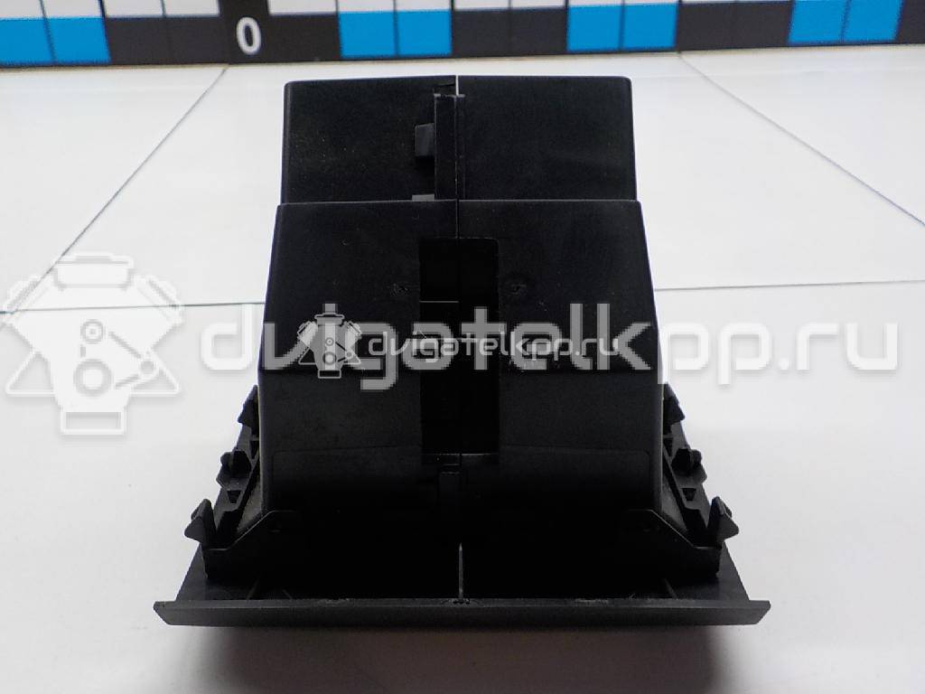 Фото Дефлектор воздушный  1Z08192039B9 для skoda Octavia (A5 1Z-) {forloop.counter}}