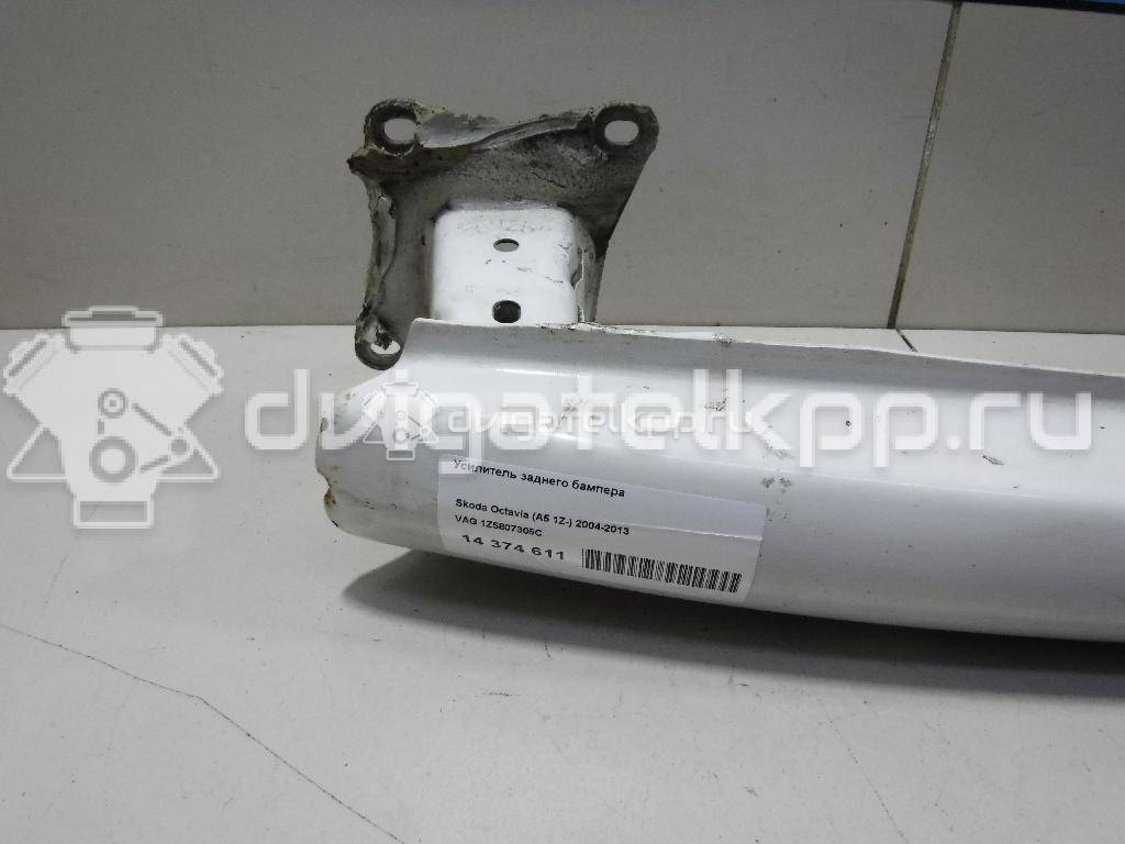 Фото Усилитель заднего бампера  1Z5807305C для Skoda Octavia / Octaviaii 1Z3 {forloop.counter}}