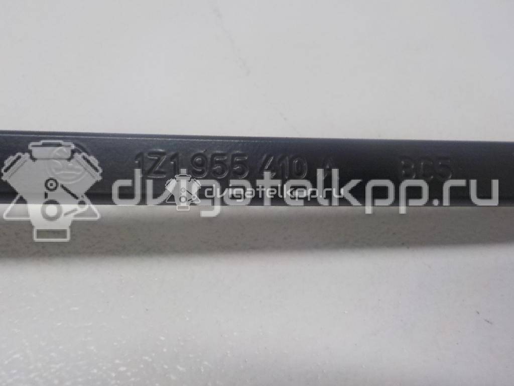 Фото Поводок стеклоочистителя передний правый  1Z1955410A для Skoda Octavia / Octaviaii 1Z3 {forloop.counter}}