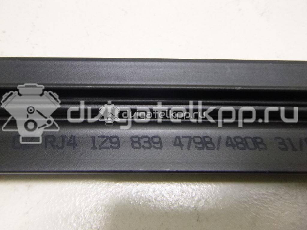 Фото Уплотнитель стекла двери  1Z9839479B для skoda Octavia (A5 1Z-) {forloop.counter}}