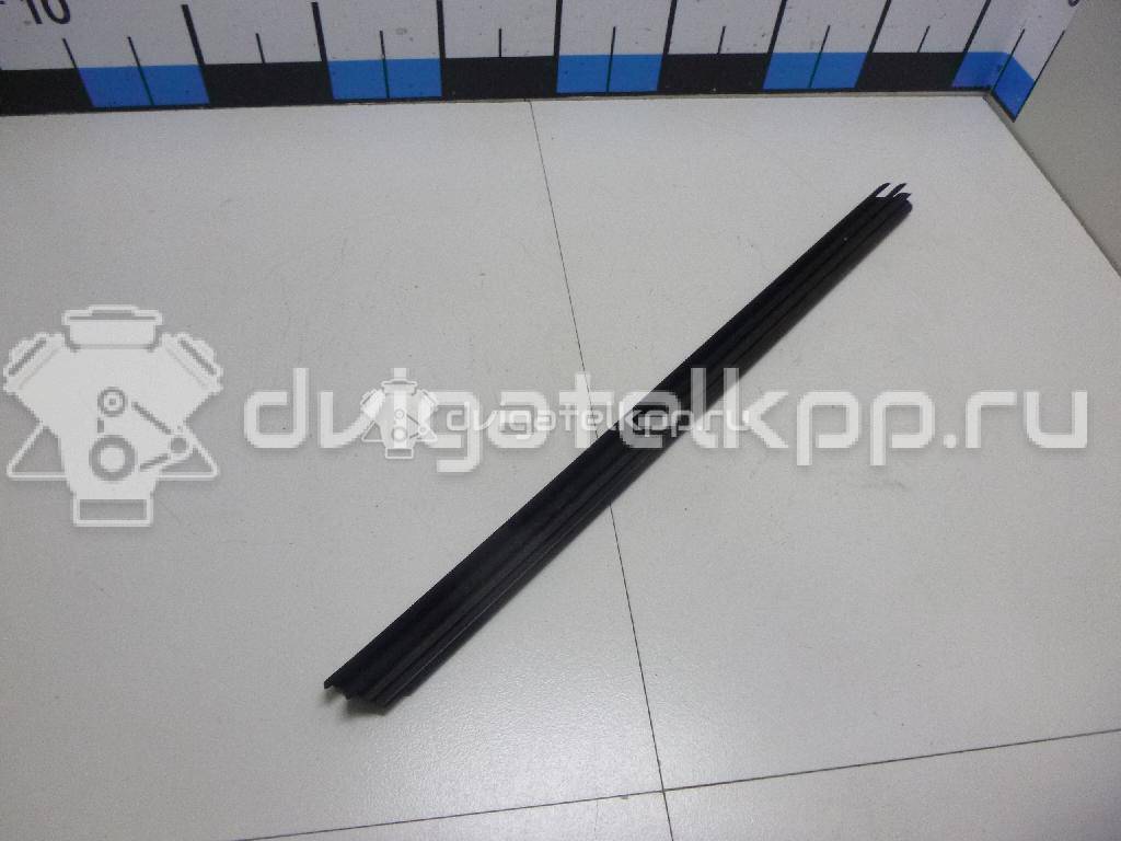 Фото Уплотнитель стекла двери  1Z9839480B для skoda Octavia (A5 1Z-) {forloop.counter}}